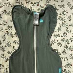 Love to Dream Swaddle - Small Olive